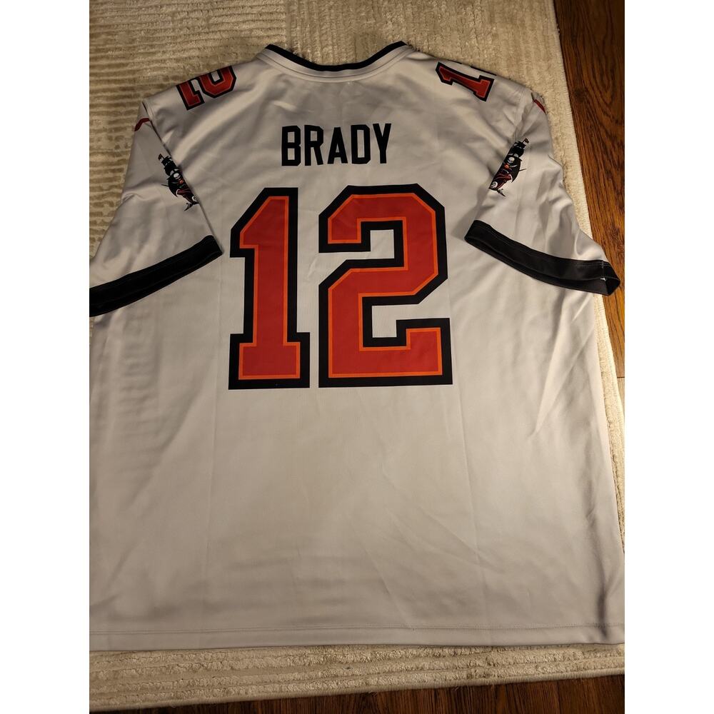 Nike Tom Brady Tampa Bay Buccaneers Jersey Mens Size 3XL Adult XXXL - Picture 8 of 8